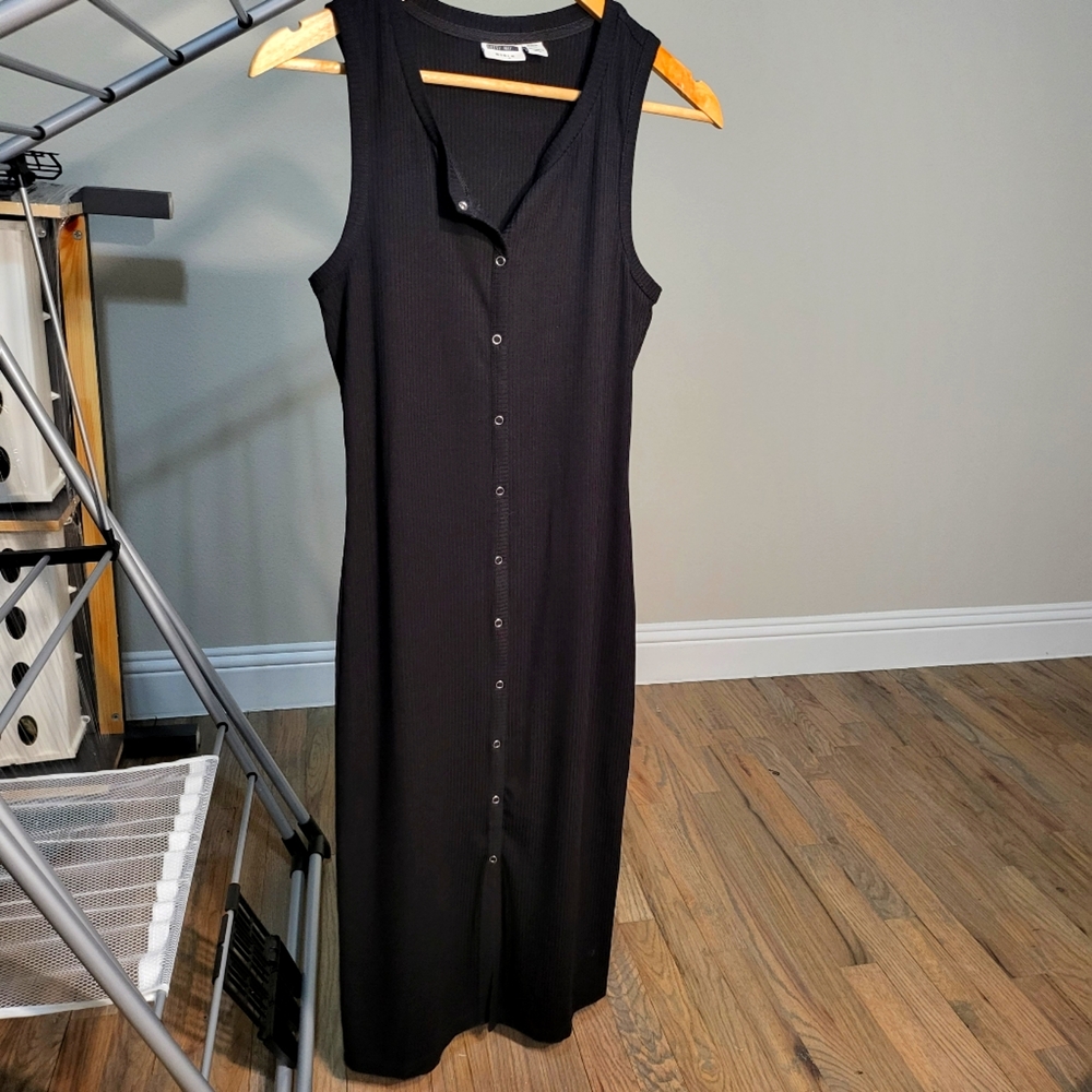 Noisy May Dress